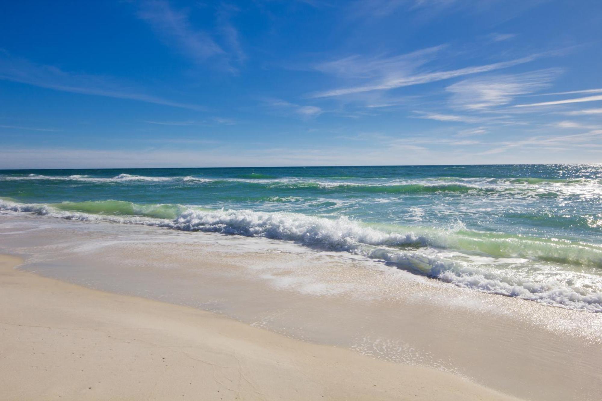 Tidewater Escape: 1Br/2Ba Beachfront Condo, Sleeps 6, Gulf Views & Comfort! Panama City Beach Exterior photo