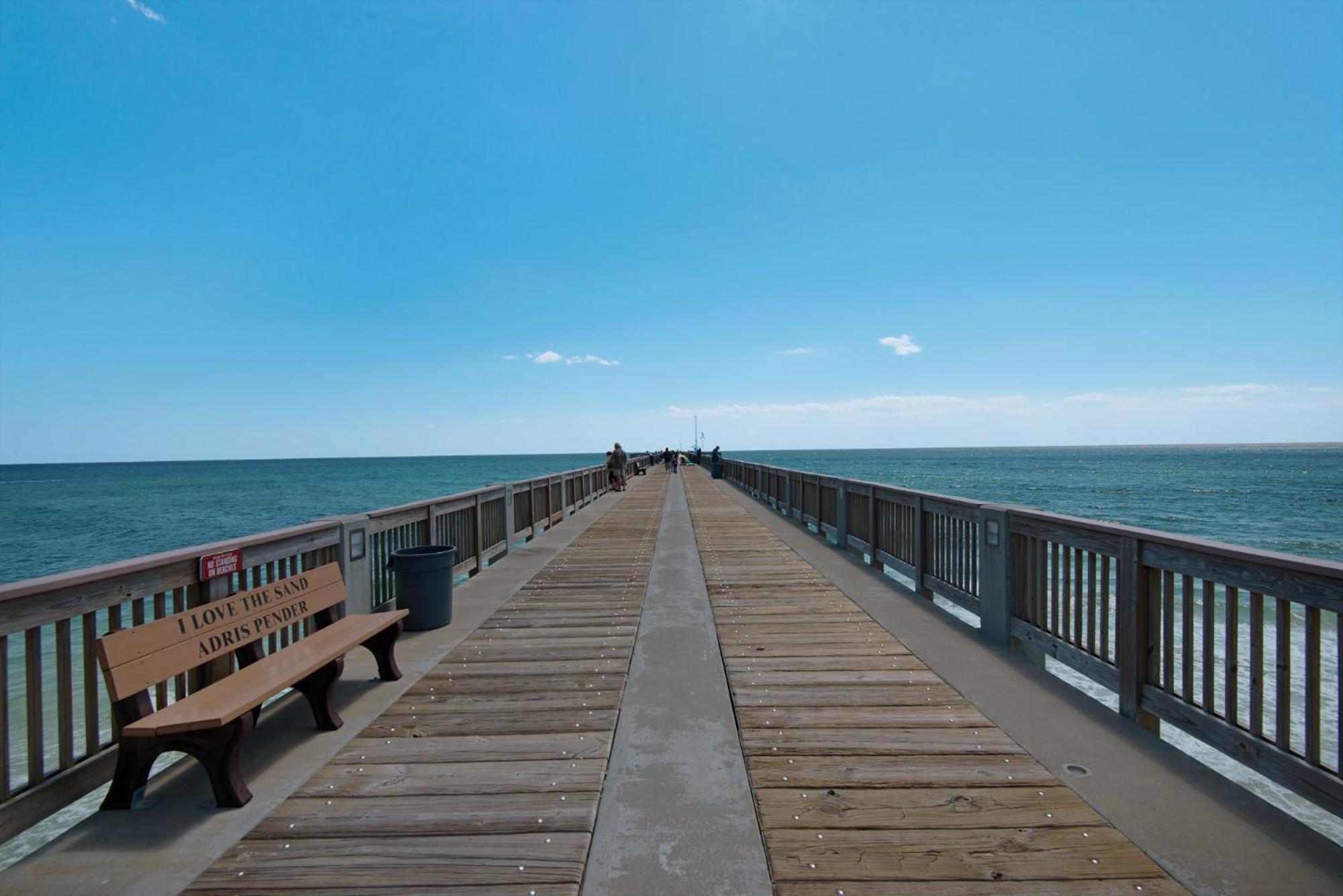 Tidewater Escape: 1Br/2Ba Beachfront Condo, Sleeps 6, Gulf Views & Comfort! Panama City Beach Exterior photo